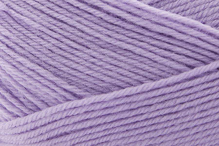 Close-up of light purple yarn 