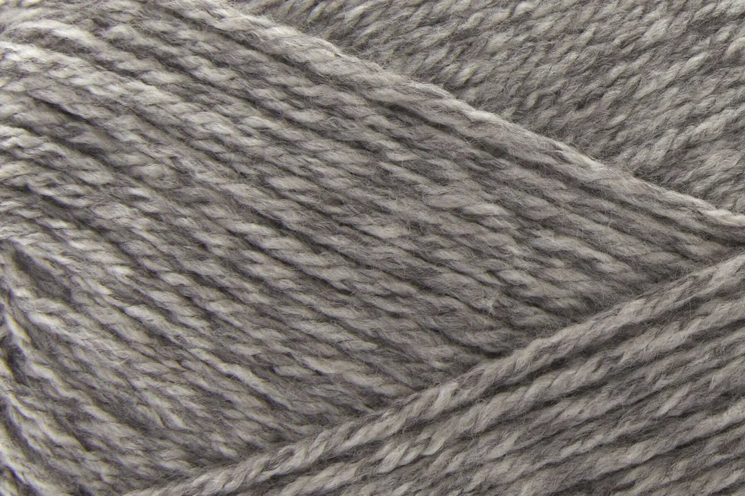 Close-up of grey with light grey speckles yarn